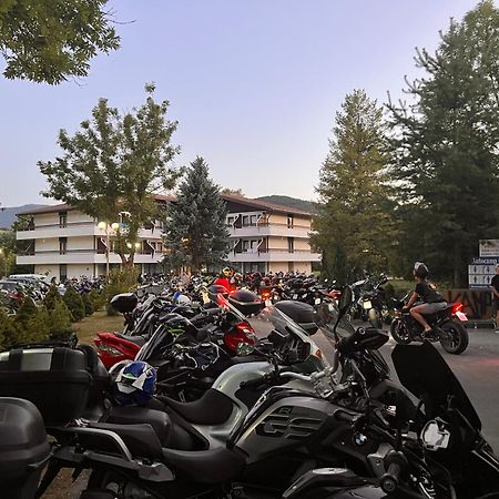 Hotel Ada Bihać Buitenkant foto