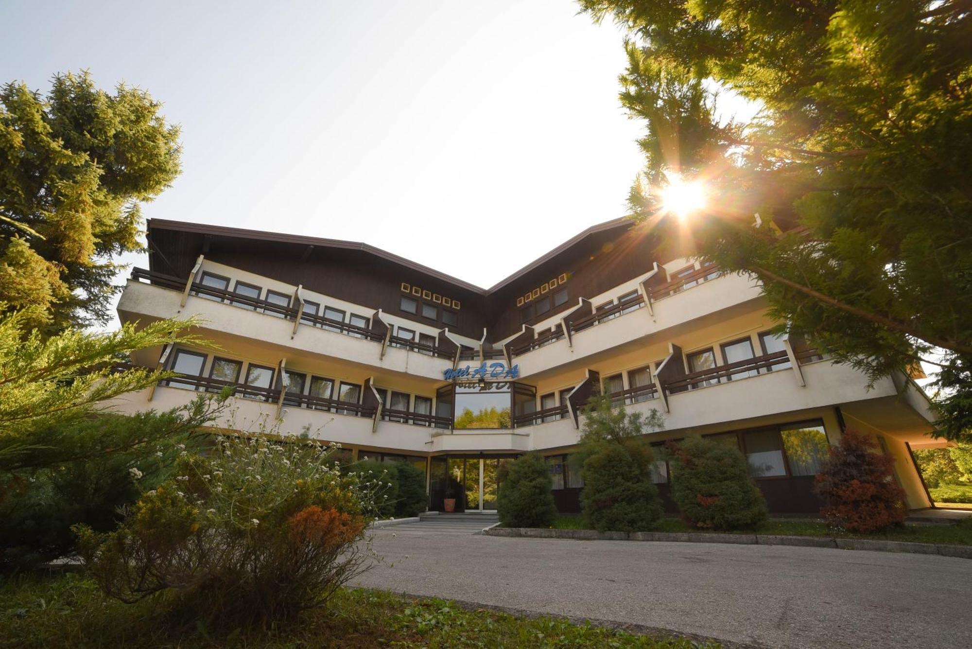 Hotel Ada Bihać Buitenkant foto
