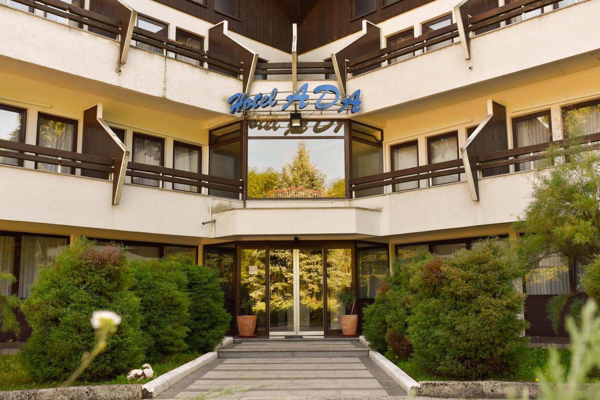 Hotel Ada Bihać Buitenkant foto